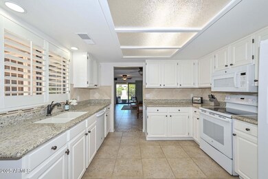 Kitchen2