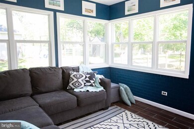 817 Rosser Ave, Waynesboro, VA 22980 - photo 2