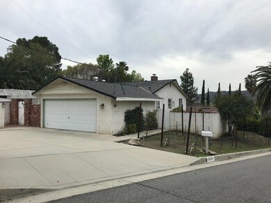 03F6504E-2BE8-4B6B-9D2F-5BB8370FFA42