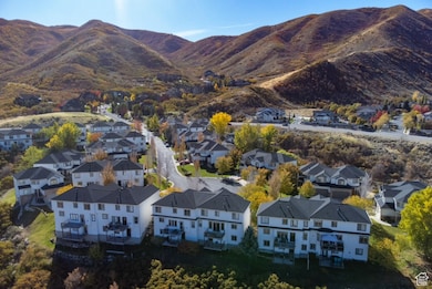 898 E Tendoy Ct, Draper, UT 84020 - photo 2