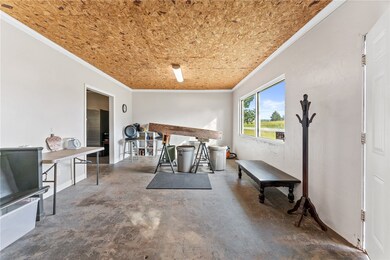 WORK ROOM/OFFICE