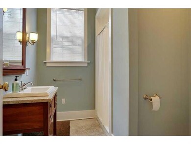 Photo. guest bath