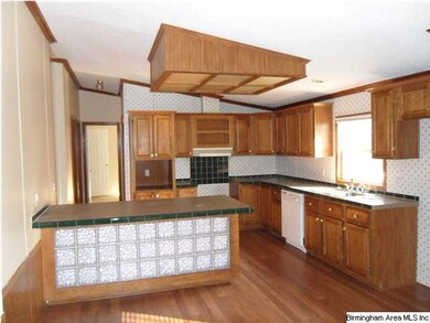Kitchen also has eating area