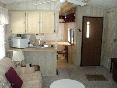 138 Blue Lake Pl 003