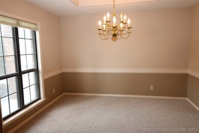 2624 Georgetown Dr, Bartlesville, OK 74006 - photo 3