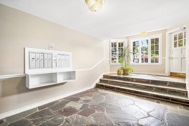 37 Commonwealth Ave unit 32, Chestnut Hill, MA 02467 - photo 3