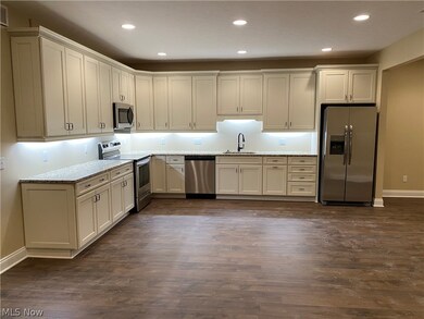 670 Treadway Blvd unit S/L 17, Sheffield Lake, OH 44054 - photo 7