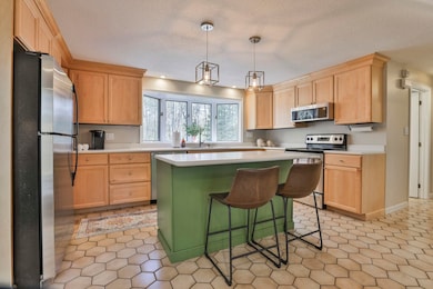 172 Hayden Rd, Hollis, NH 03049 - photo 6