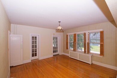 817 Lancaster St, Albany, NY 12203 - photo 7