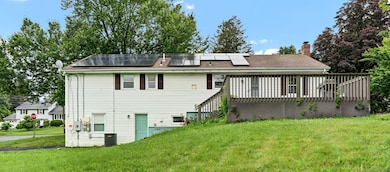 18 Nolan Dr, Bloomfield, CT 06002 - photo 3