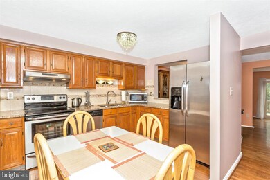 4202 Dunwood Terrace, Burtonsville, MD 20866 - photo 5