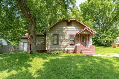 Charles_Ave_2227_Kalamazoo_49048-28