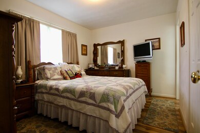 3123 Master Bedroom