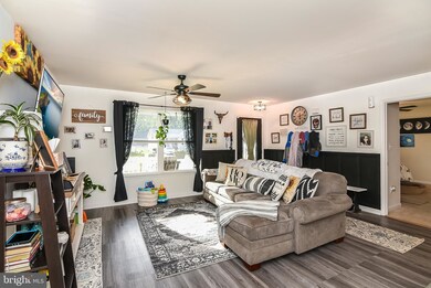 64 Rustic Ln, Colonial Beach, VA 22443 - photo 6