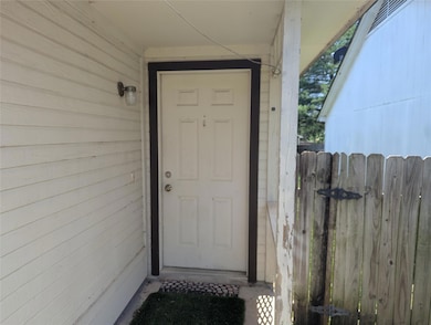 1204 Greenbriar Loop, Round Rock, TX 78664 - photo 5