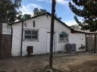 19272 Avenue 144 unit D, Poplar, CA 93257 - photo 2