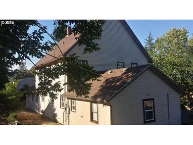 150 SW Ivy St, Willamina, OR 97396 - photo 2