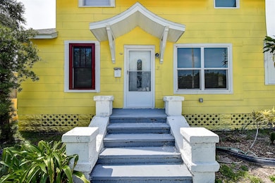 1438 10th Ave S, Saint Petersburg, FL 33705 - photo 2