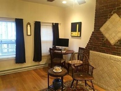 102 Endicott St unit 3, Boston, MA 02113 - photo 3