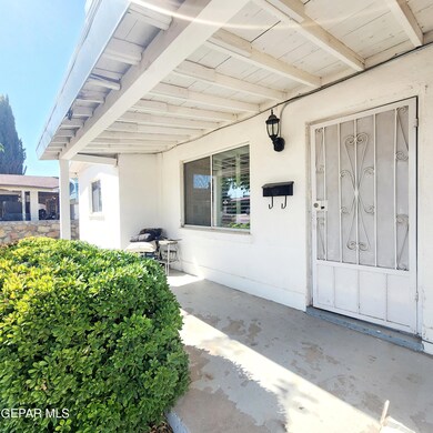 7622 Corozal Dr, El Paso, TX 79915 - photo 4