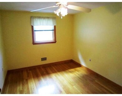 63 Lakeview Terrace unit 63, Waltham, MA 02451 - photo 7