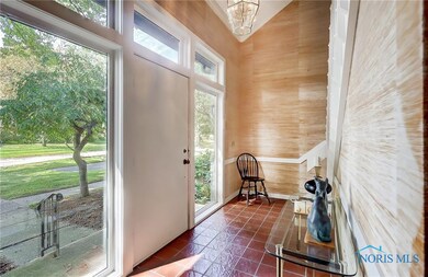 5456 N Citation Rd unit B5456, Ottawa Hills, OH 43615 - photo 4