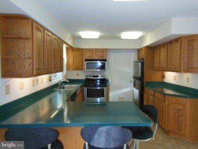 4800 Rockingham Ln, Bowie, MD 20715 - photo 7