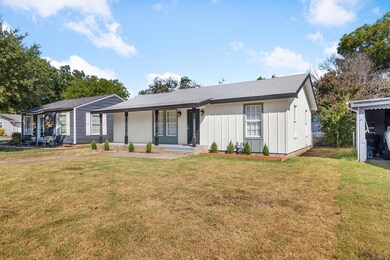 430 Turner St, Cleburne, TX 76033 - photo 3