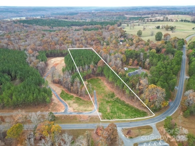 10300 Fink Rd unit 1, Mount Pleasant, NC 28124 - photo 3