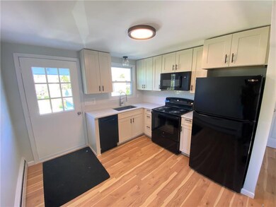 2233 W Columbia St unit 2, Allentown, PA 18104 - photo 4