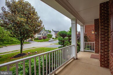 3649 Thomasson Crossing Dr, Triangle, VA 22172 - photo 4