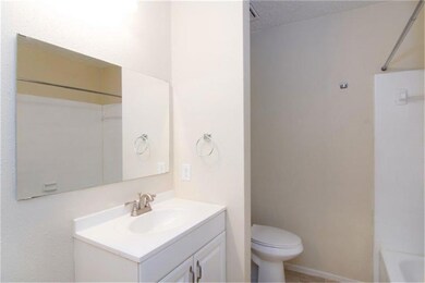 16719 Pebbleglen Dr, Houston, TX 77095 - photo 7