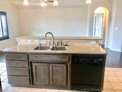 2022 E 133rd Place S, Bixby, OK 74008 - photo 6