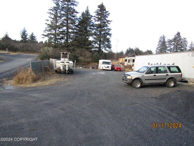 110 Bancroft Dr, Kodiak, AK 99615 - photo 5