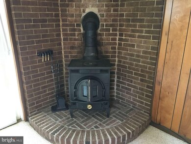 349 Overlook Dr, Prince Frederick, MD 20678 - photo 4