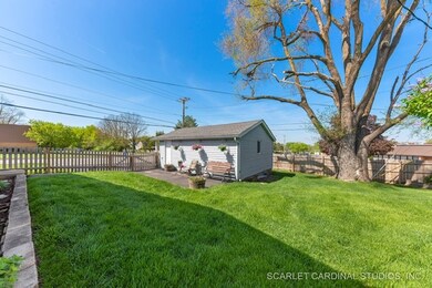 1228 Navajo Dr, Carpentersville, IL 60110 - photo 5