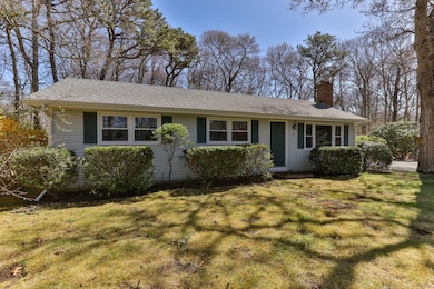 4-web-or-mls-5-woodvue-cir