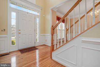 14912 Honey Locust Ct, Woodbridge, VA 22193 - photo 5