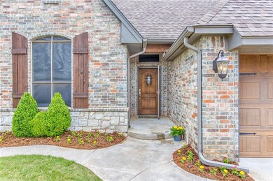 19520 Green Meadow Ln, Edmond, OK 73012 - photo 2