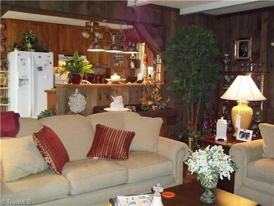 1317 Southmont Dr, Asheboro, NC 27205 - photo 3