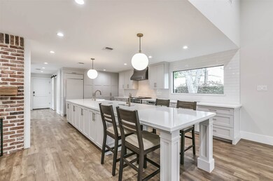 2201 Airline Dr, Friendswood, TX 77546 - photo 7