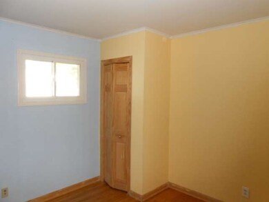 322 Tulsa Ave, Carpentersville, IL 60110 - photo 7