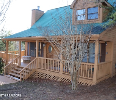 cropped image of the cabin 2