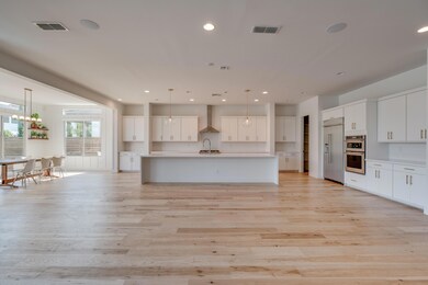 kitchen-family