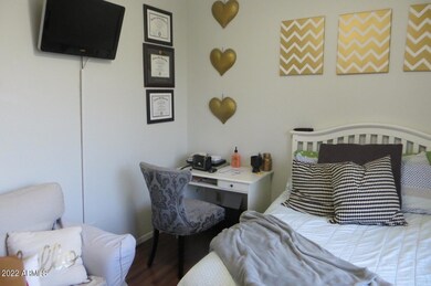 2770 E Carla Vista Dr, Chandler, AZ 85225 - photo 7