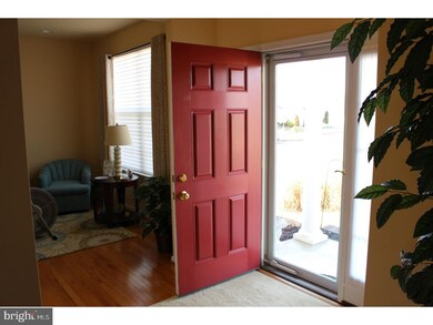 906 Angony Mills Dr, Perkasie, PA 18944 - photo 4