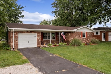 290 E Main St, Austin, IN 47102 - photo 5