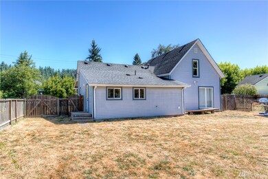 213 Bowlin Ave NE, Orting, WA 98360 - photo 3