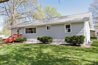 3224 Sue Ln NW, Cedar Rapids, IA 52405 - photo 3