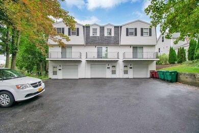 176 3rd St unit 2, Lowell, MA 01850 - photo 3